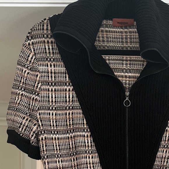 Missoni Knit Short-Sleeve Dress with Zip-Up Wide Neck Collar. Size US 12 (IT 48) - Picture 2 of 12